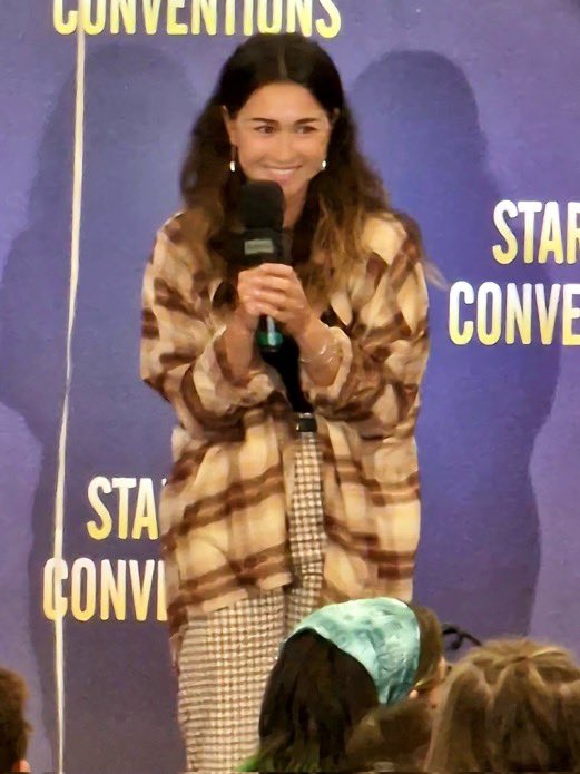 can we please address the fact that both olivia and kty said “we’re here for the gays and the gays only” and proceeded on wearing the gayest outfits possible

#WarriorNun #WarriorNunSaved #WarriorNunTrilogy #Witchbomb