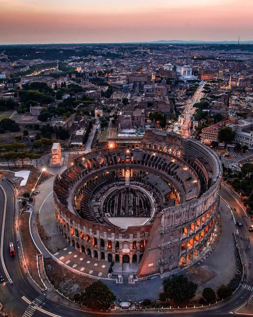 S_Galimberti's tweet photo. La città eterna. https://t.co/v8ZFKq6qfC