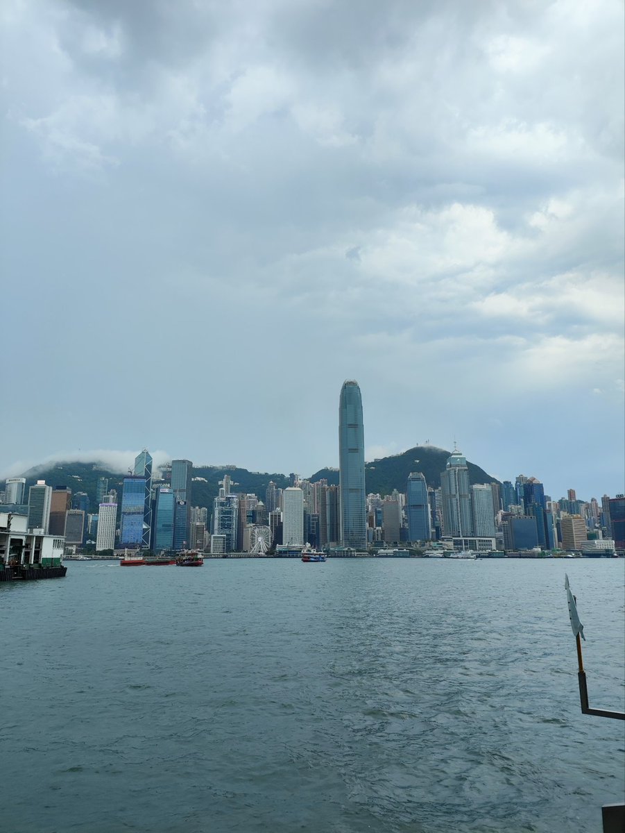 RehttYe's tweet photo. HongKong https://t.co/X6VlQ8N6dI