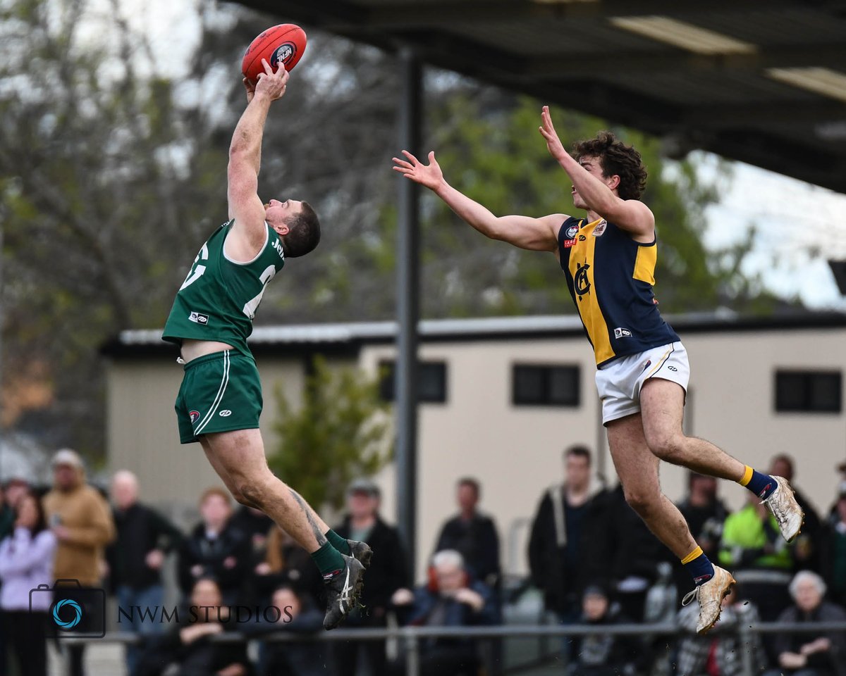 The fairytale season continues for Hurstbridge as they are now 1 win away from a <a href="/northernfnl/">Northern FNL</a> Div 1 berth after a convincing 21 point win over <a href="/GreensboroughFC/">Greensborough FC</a> at War Memorial.
