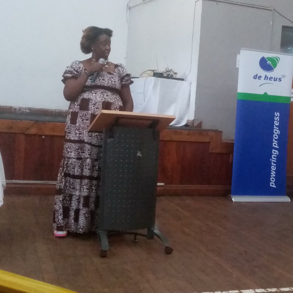foodcoopkenya's tweet photo. "Don't be those people that perish for lack of knowledge. Never despice small beggings, every big MNC started as a local company. The vision always makes the difference" @wanjirukr #InvestInFoodSecurity https://t.co/06yrMtUvRO