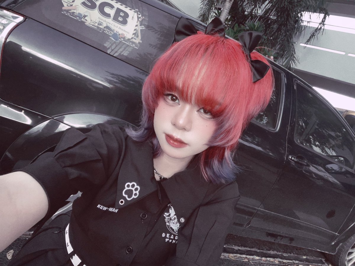 KewWan_TH's tweet photo. ❤️🖤Red panda!🖤❤️
#kewwan #kewwandeadkat #blackatrecords #deadkat #idolcore #bandol https://t.co/3wCSxOiOYg