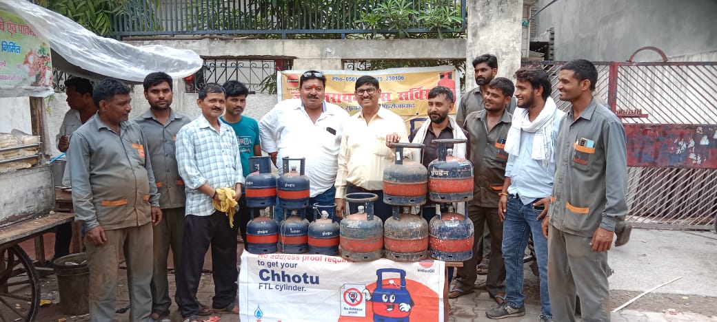 IoclAgraIDO's tweet photo. 🌿 Embracing the green resolve, Indian Oil spearheaded a camp promoting Free Trade LPG in Suhag Nagar, Firozabad. Let's fuel a cleaner future together! #GreenResolve #IndianOil #FTLCamp #CleanEnergy
@Bohrashyam2
@EDLPGIOCL https://t.co/DhTlXc0xNk