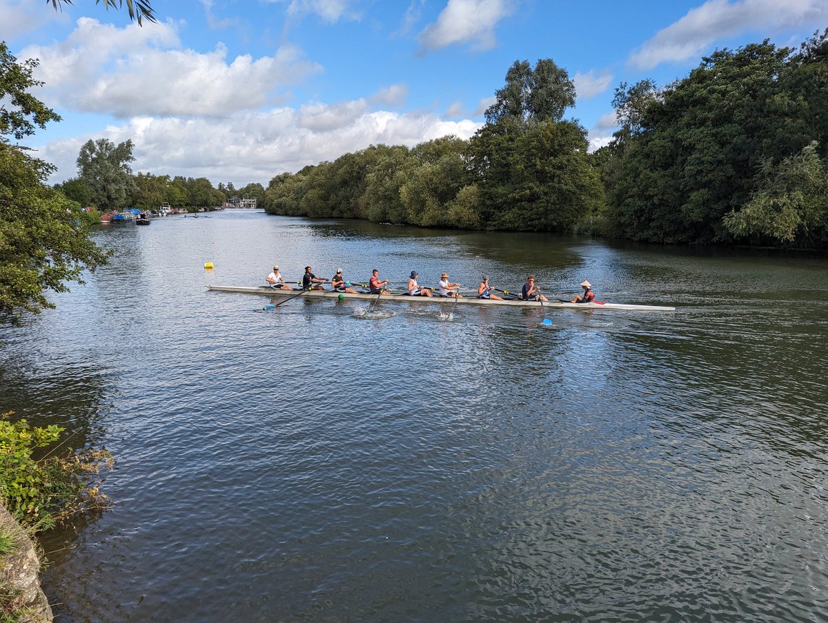 JohnWigginsOX5's tweet photo. Amazingly, both @TeddiesRhubarb VIIIs on the water @CORC_Regatta https://t.co/LiL87QPjHJ