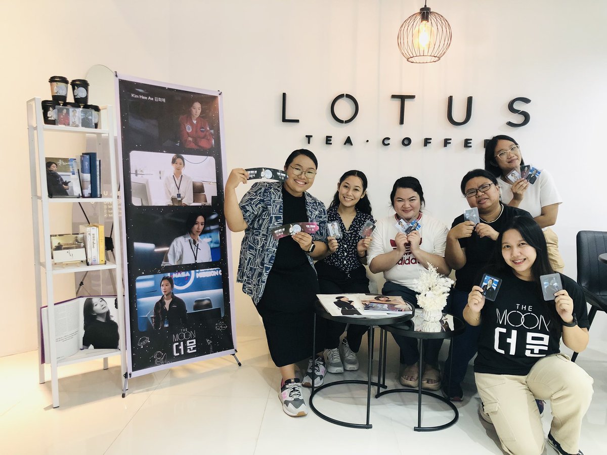 kc_merchandise's tweet photo. Such a happy day for #KimHeeAe fans! Can’t wait to see all the other co-fans in #TheMoon screening. 

Thank you for coming over! 
This is still available for the whole month of August except Sundays and Holidays. 🤍 @lotusteacoffee https://t.co/Ak0dqBe1hV