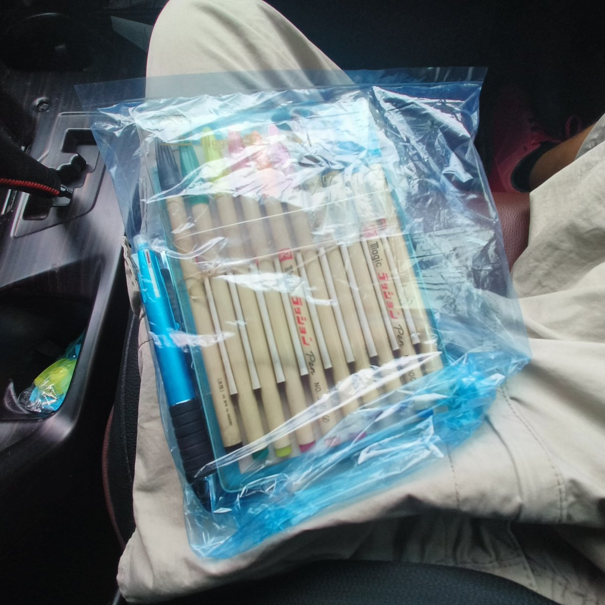 old rushon hehe

#penmodding