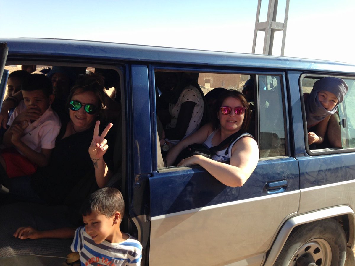 javiernoriegago's tweet image. ¡¡Enhorabuena, Tesh!!
Tras mi visita a #Tindouf a los #campamentos de refugiados para ver a mi "familia" en la #Hamada, les prometí que siempre hablaría de su pueblo y que #nunca les olvidaría. Aunque ideológicamente nos separe un abismo, siempre estaré para defender el #Sáhara.