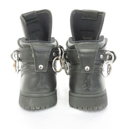 vector_chokuei's tweet photo. 【Today's Pickup】
NIKE
x COMME des GARCONS HOMME PLUS
AIR JORDAN 1 HIGH STRAP SP-C
"19AW Finding Beauty in The Dark"

SIZE:US7.5
PRICE:¥32,800-
ランク:A
取扱店舗:ベクトル戸越銀座店

https://t.co/EpR8cRBf52

https://t.co/crYCei2caT

#vector #ベクトル #直営店 #買取 #古着 #古着買取 #高価買取 #古着好きと繋がりたい #古着好きさんと繋がりたい #古着通販 #フォロー大歓迎 #instagood #follow #followme #nike #strangerthings #nike #commedesgarcons #airjordan