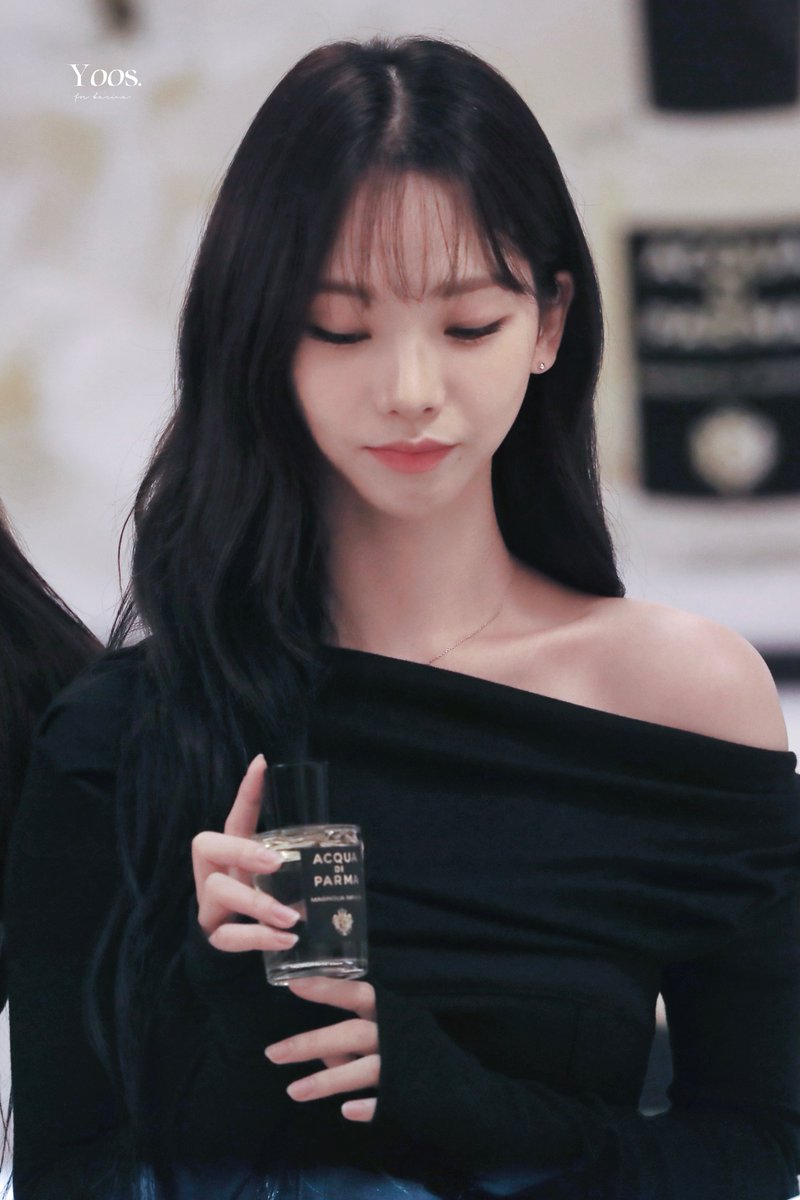 221118 ACQUA DI PARMA 

#카리나 #Karina #에스파 #aespa #エスパ #カリナ #劉知珉