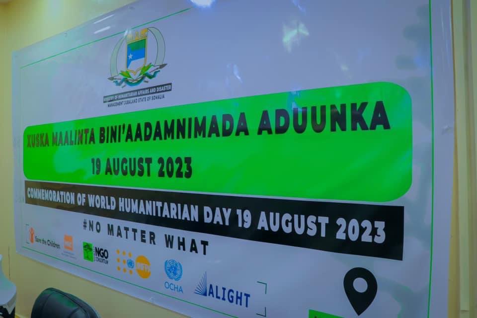 saaidhassan21's tweet photo. Happening now in #Kismayo, commemoration of #WorldHumanitarianDay. This day is aimed at recognizing and appreciating the efforts of Humanitarian workers all over the world. 
On behalf of @MohadmJubaland I Salute all humanitarian workers in Somalia who work under one of the most difficult conditions in the world.

#NomatterWhat 
#WorldHumanitarianDay2023