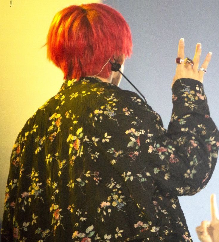 red hair tete🍓 tweet media