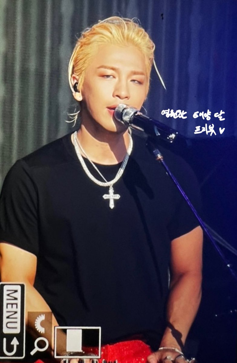 URTHESUN's tweet photo. 230819 태양 | SUMMER SONIC 2023 OSAKA 

오사카 뜨거운 이유가 있었네..
동영배 때문이네..❤️‍🔥

@Realtaeyang #TAEYANG #태양 https://t.co/BYS7JHY7PN