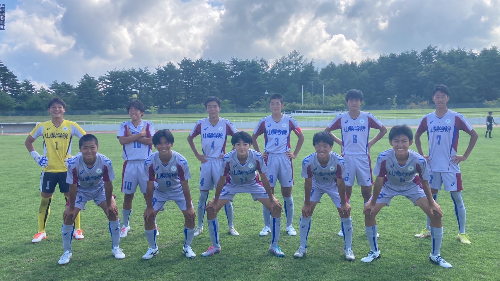 ⭐️高校サッカー 山梨学院附属サッカー部ジャージ⭐️