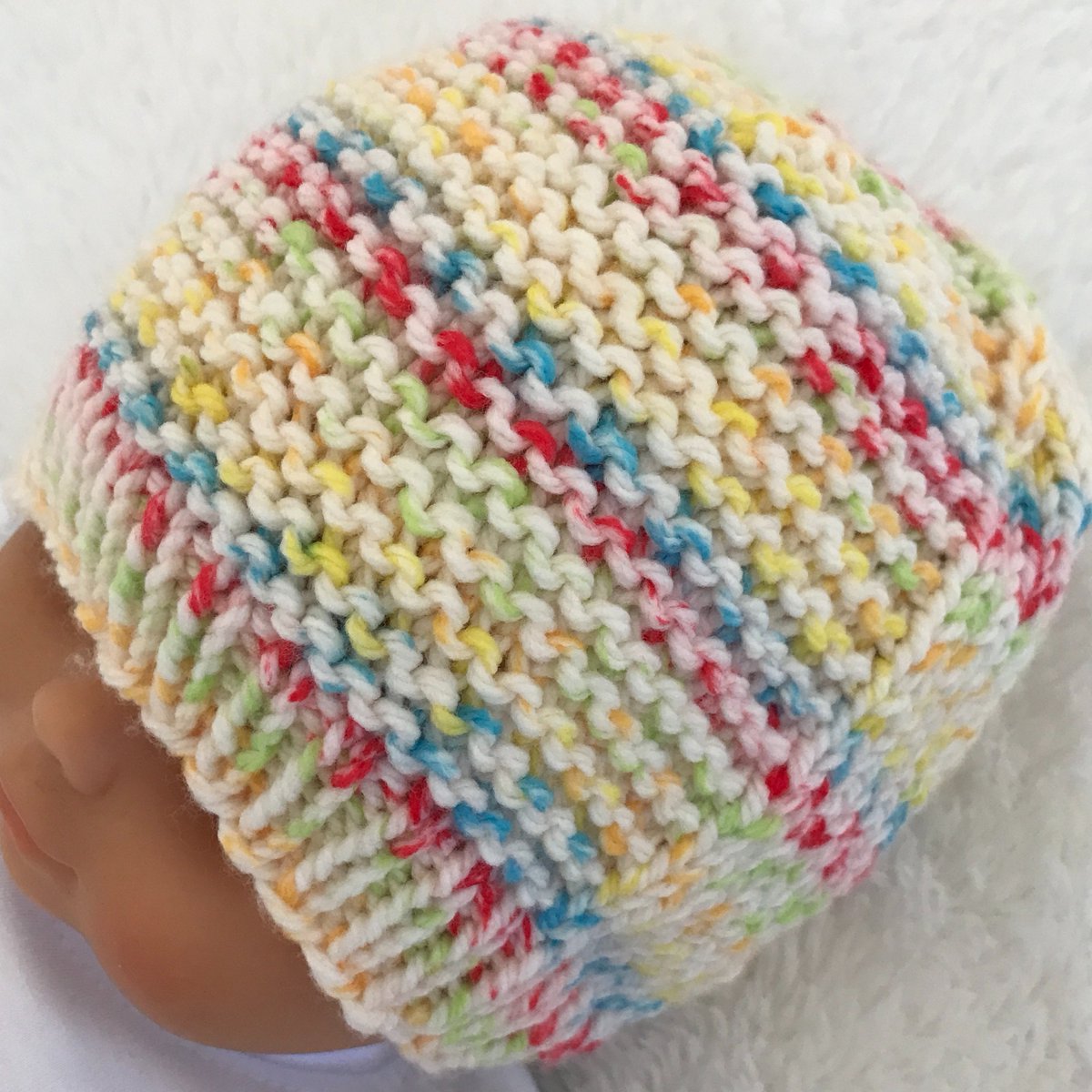 Thinking about the colder weather for your #baby #toddler ? Beanie hat available in my #etsyshop 

handknits34.etsy.com

#UKGiftHour #ukgiftam #shopindie #beaniehat #toddlerhat #handmadeuk #knitted #rainbow