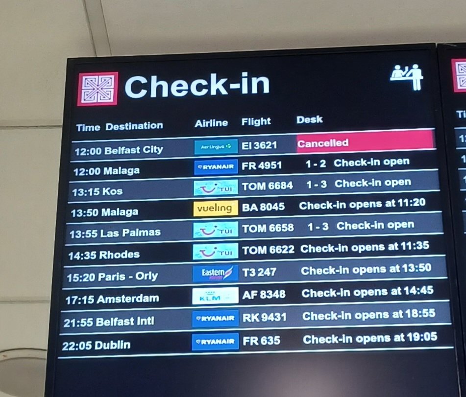 Total bummer <a href="/AerLingus/">Aer Lingus</a> #StormBetty waiting in a queue to get information about options. Received emails from airline to tell me there is disruption to my schedule - I just want options!