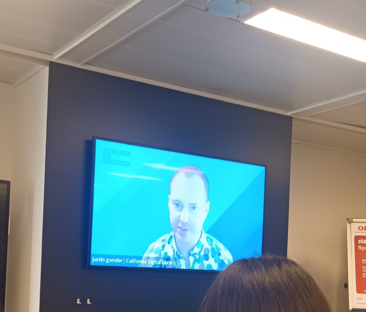 IFLALIBPUB's tweet photo. The importance of migrating journals to open access for the voices of indigenous people and for their access to this info. A transformative presentation from @davidshorter @JustinGonder @CharlotteRock &amp; Pamela Grieman. https://t.co/pFVnzlggsV