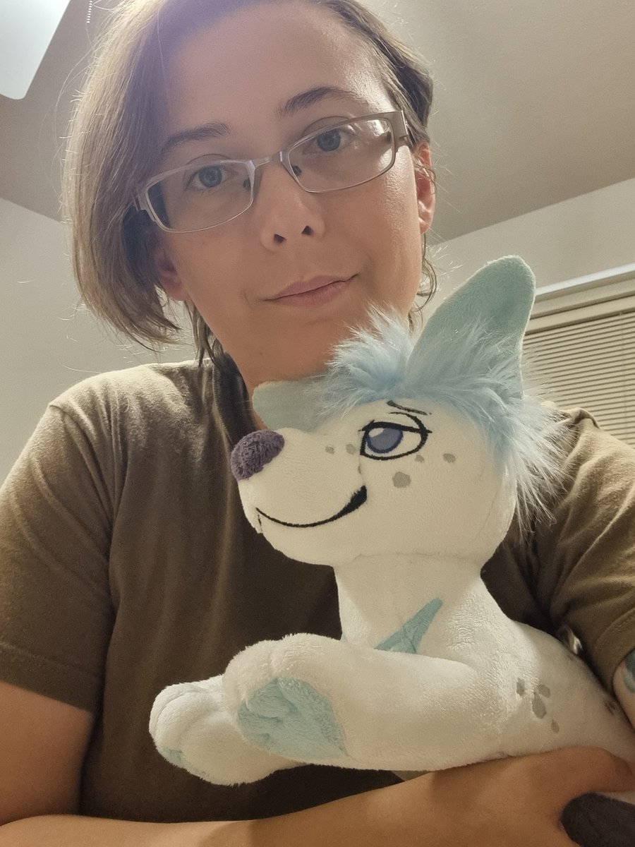 fvckasslit's tweet photo. @WispyChipmunk Man seeing all the new lovely plushes youve been making reminds me that I really need to commission you again!!

I still have this one you did for me back I'm 2019 of my boy Arlo <3 https://t.co/zO3RDBXyw5
