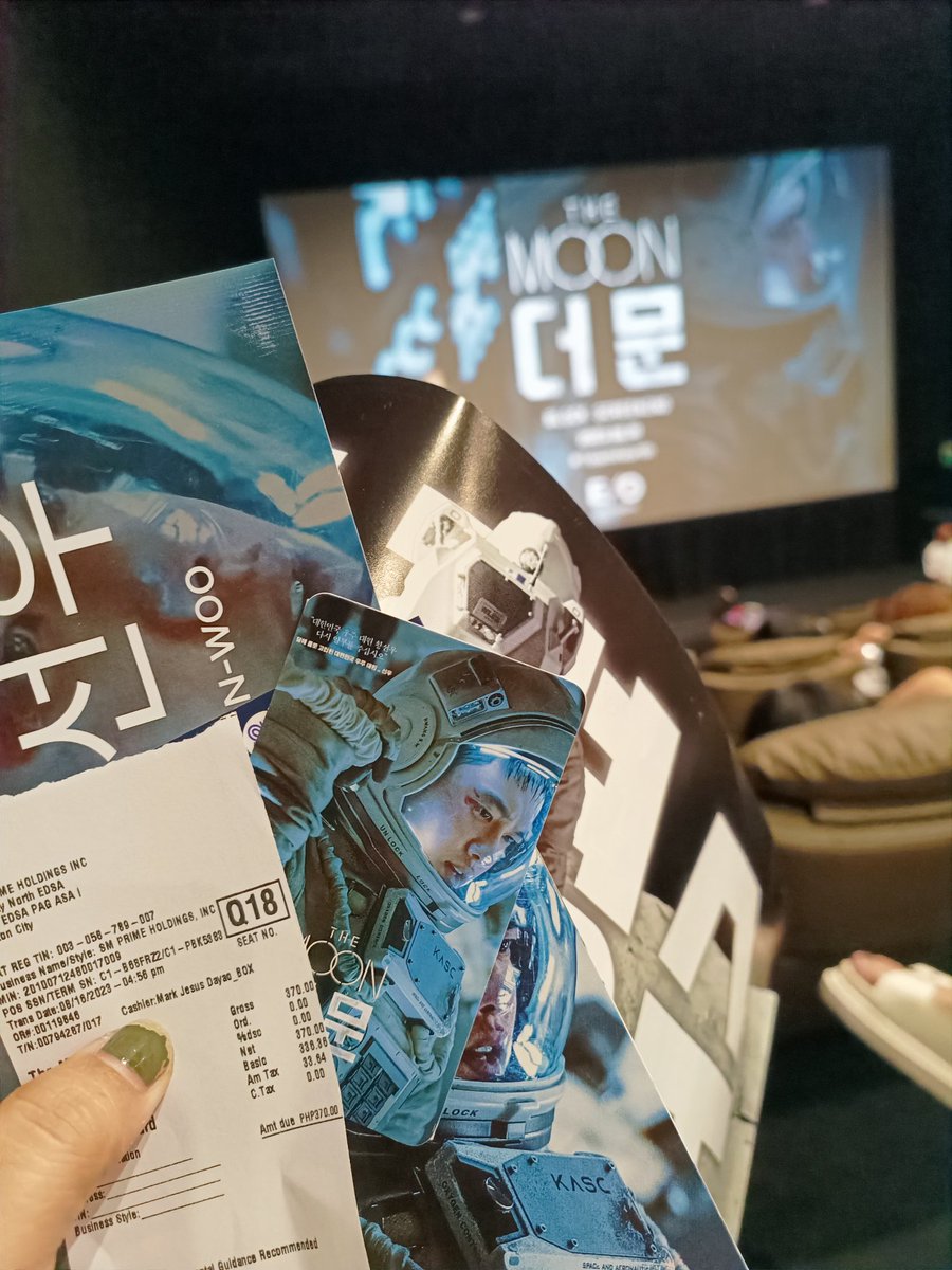 princedyooo's tweet photo. Just watched #TheMoonMoviePH 
grabe ka tlaga #Kyungsoo 😭

Thank you @weare10_EXO 

#TeamNorth
@weareoneEXO https://t.co/ATgjCL3RQJ