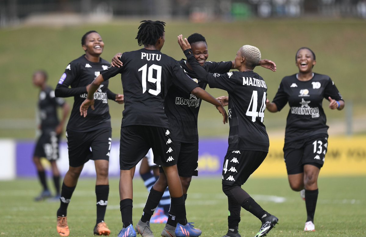 Is that the <a href="/HollywoodbetsSL/">Hollywoodbets Super League</a> we see? 👀

We’re just one week away from 𝕄𝕒𝕥𝕔𝕙 𝔻𝕒𝕪.

Are you ready to see the #Bluediamonds back in action? 

#bluediamonds #wearejvw #HWBSL