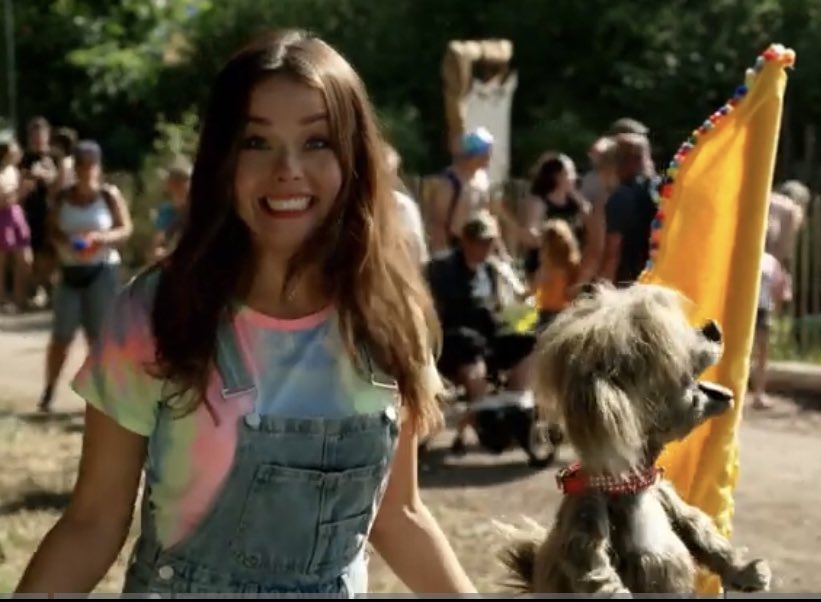 mollyfest's tweet photo. Tune in to @CBeebiesHQ at 12:54 today for a festival lunchtime story with @EviePickerill and Dodge! #mollysfirstfestival @glastofest @kidzfield https://t.co/dVJomoHU1s