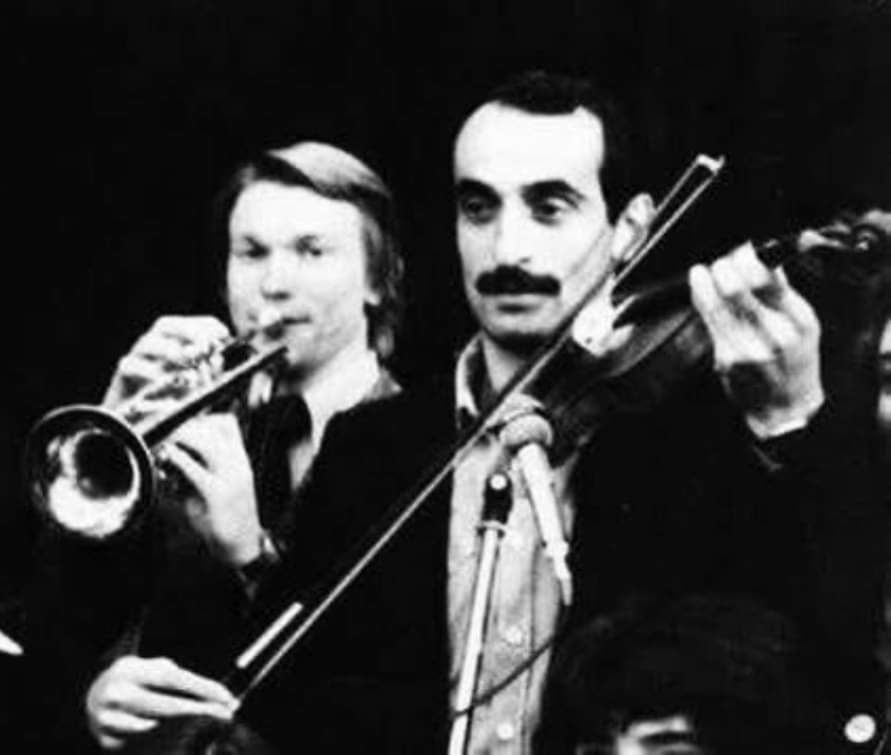 fussballgeekz's tweet photo. Oleg Blokhin ๐บ๐ฆ & David Kipiani ๐ฌ๐ช make sweet music together.
#USSR #SovietUnion #CCCP #USSdR #UnionSovietica @ColdWarPod @DynamoKyiv @DinamoTbilisiOf https://t.co/DAWnOr4LpU