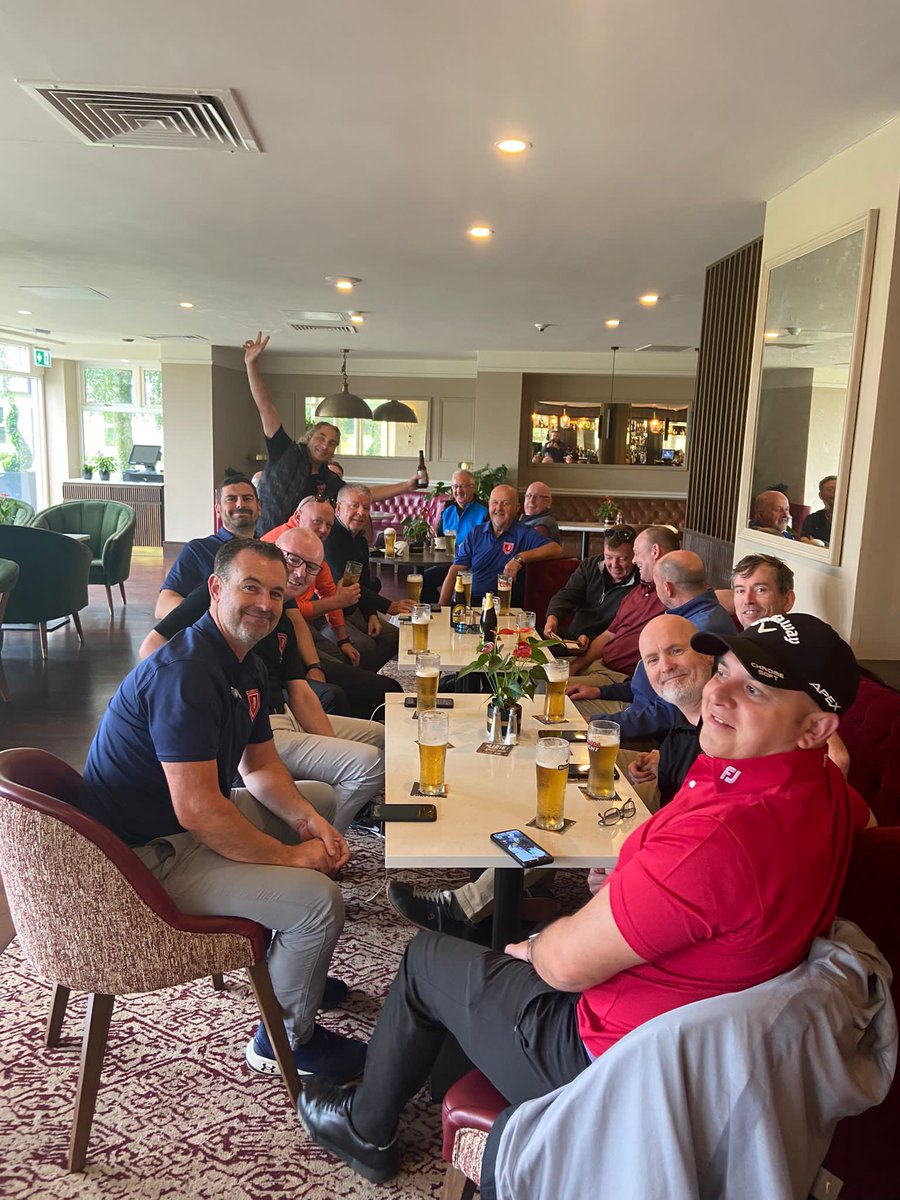 NewcastleGolf's tweet photo. Arrived @Tulfarris_Hotel for @kevin_agent captains day 🏆 https://t.co/gi0MxWeAlT