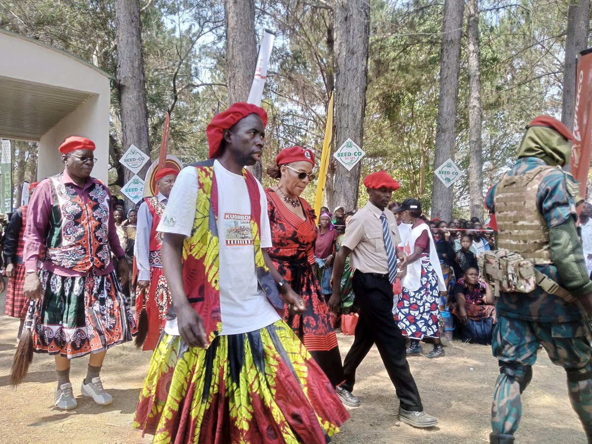 The arrival of Induna Inunde at the main arena for Ukusefya Pangwena traditional ceremony in Malole.

Induna Inunde is a prominent insurance leader and her real names are Ireen Muyenga.
