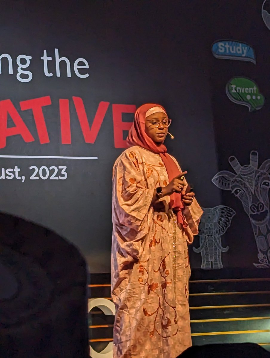 ogiedata's tweet photo. Associate prof. Aisha Ali-Gombe
Dared to dream and worked towards it 👏🏿👏🏿👏🏿👏🏿
#TEDxBauchi
#Changingthenarrative
#Bauchi
#19thaugust https://t.co/F7SBxc900D