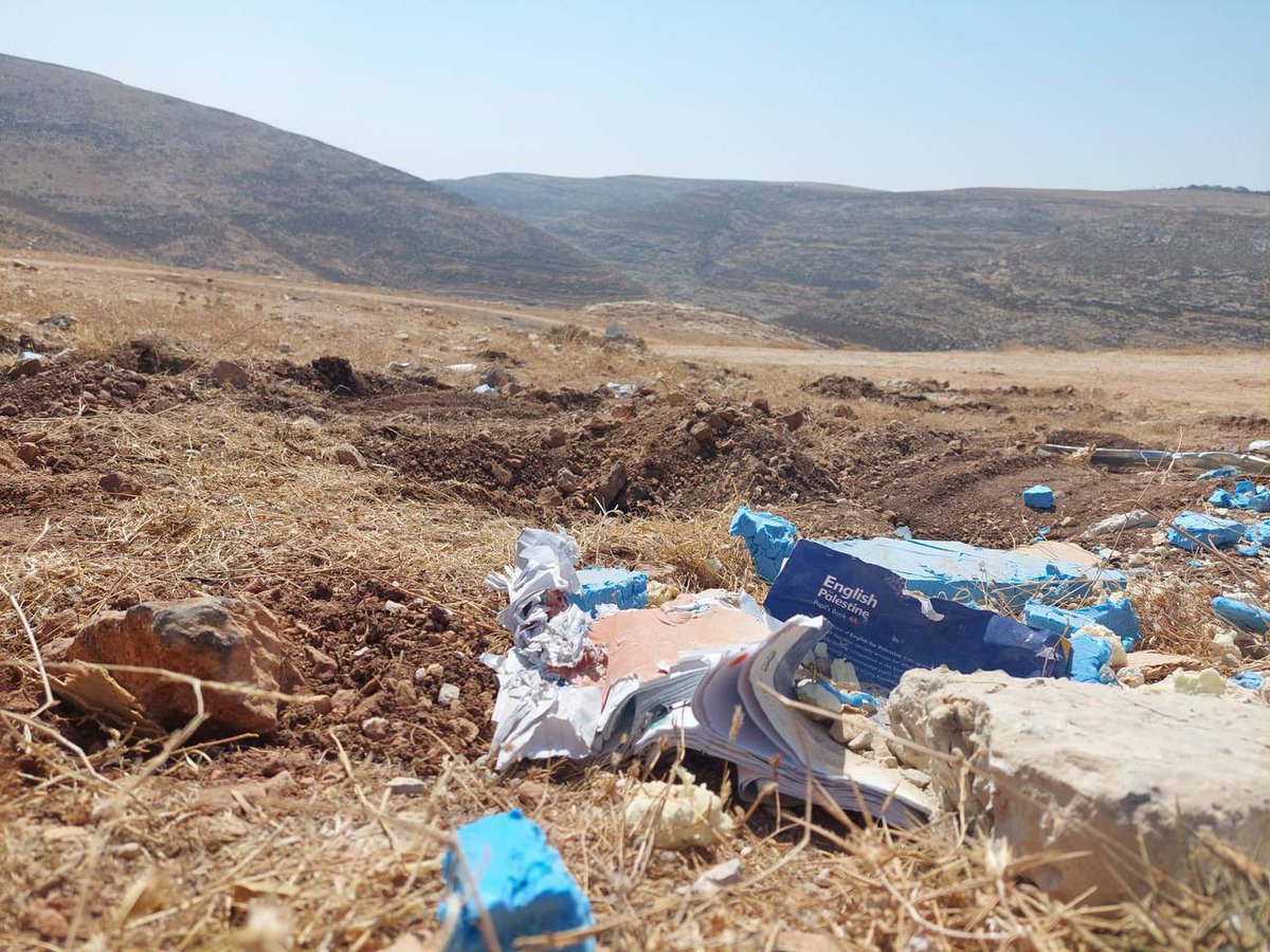 🇵🇸 PALESTINE - La veille de la rentrée, l’armée israélienne détruit une école.