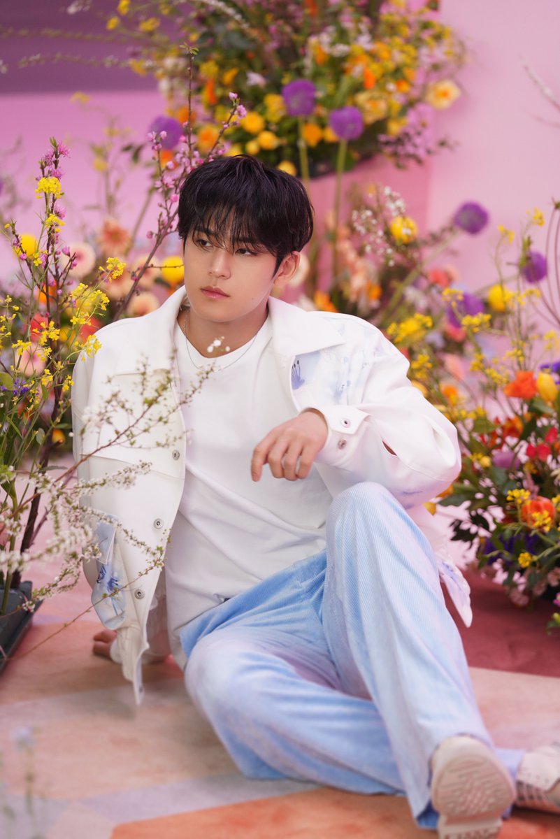 pledis_17jp's tweet image. #SEVENTEEN JAPAN BEST ALBUM
「ALWAYS YOURS」

#今_明日世界が終わっても D-3💎

#HIPHOPTEAM 

#SCOUPS 
#WONWOO 
#MINGYU 
#VERNON 

#SVT_JP_BEST_ALBUM 
#ALWAYS_YOURS