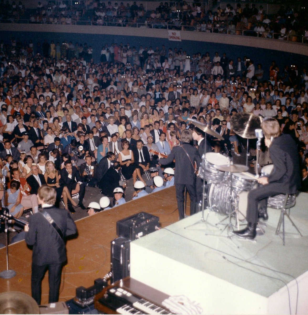 Vintage Las Vegas tweet media