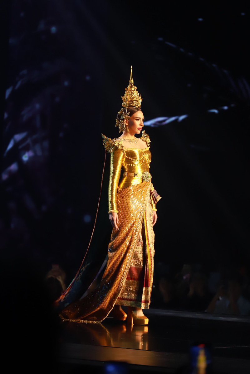nuna_vmin's tweet photo. สวยมากกกกกกกกกกกกกก #MissUniverseThailand2023 https://t.co/WdVLvK7rOf