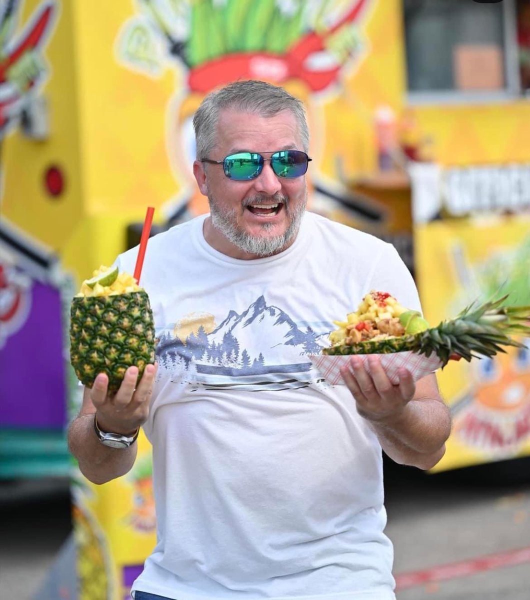 We have regained access to this account!!! Let’s keep the wave going ! See you at Spi Friday-Sundays the rest of the year and at all UTRGV home soccer games!