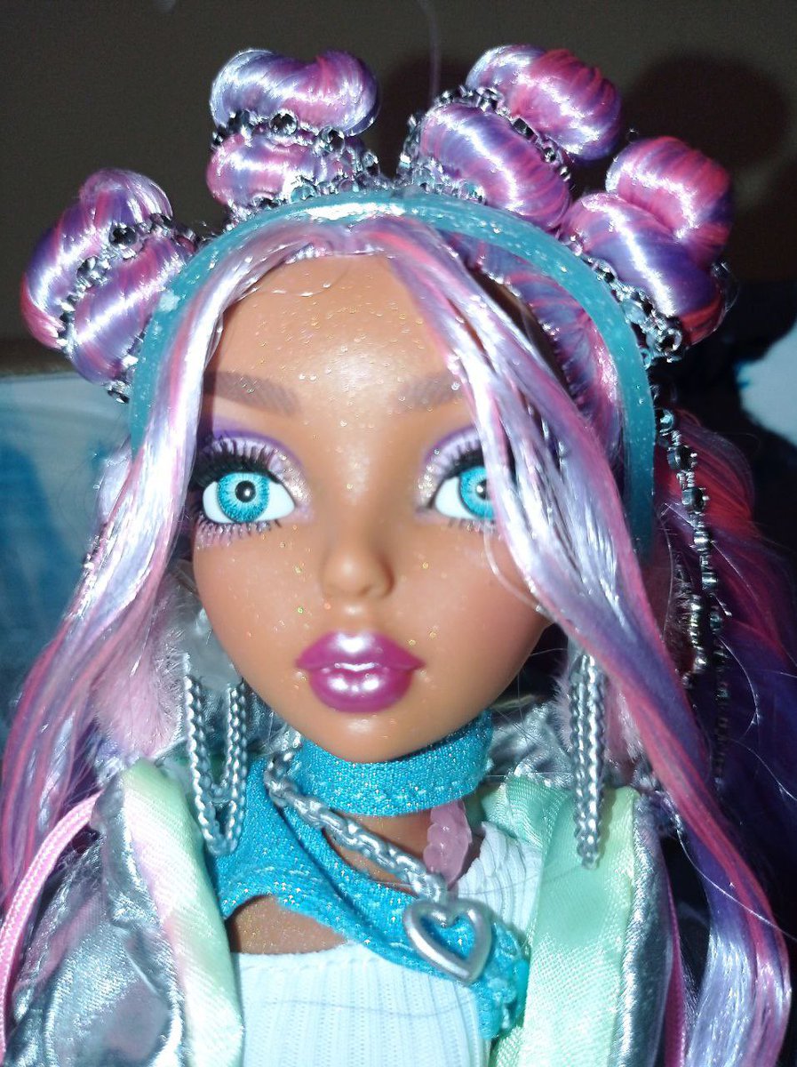winxclubpretty's tweet image. I really like this Harmonique Winter Waves Doll
#Mermaze #MermazeMermaidz #Mermaidz #Doll #MermazeMermaidzDoll #WinterWaves #MermazeMermaidzWinterWaves #ColorChange #MermazeMermaidzColorChange #Harmonique  #MGAEntertainment #MGA #CollectMermaids #MermaidDoll #Mermaid