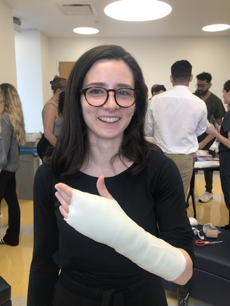 All smiles while practicing applying casts during my family medicine rotation!! *no arms were actually injured during this process* #thirdyear #medicalstudent #fun