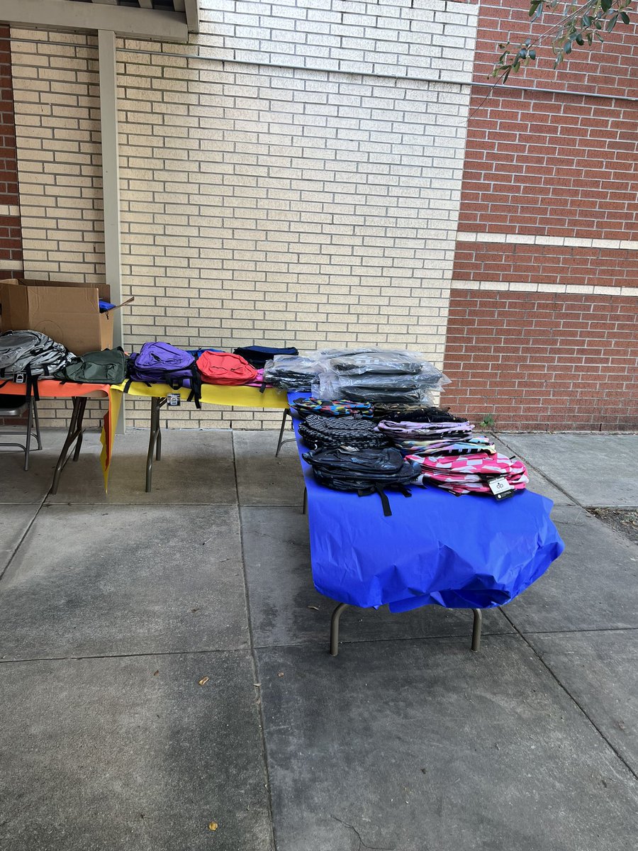 All in at <a href="/MadingES/">Mading Elementary</a> Loving.Every.Growth.Opportunity.
 L.E. G.O. #LEGO <a href="/HoustonISD/">Houston ISD</a> @TeamHISD <a href="/SouthArea_HISD/">SouthArea_HISD</a>
