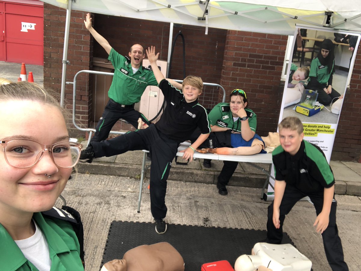 ElishaHughesHC's tweet photo. Cadets from the Greater Manchester District had been to Staybridge Fire Station for Save a Life. It was an amazing opportunity to bring to cadets. I loved it so much.
@SJAGMYouth @stjohnambulance #StJohnAmbulance #CadetReporter https://t.co/i6EmZsCTJA