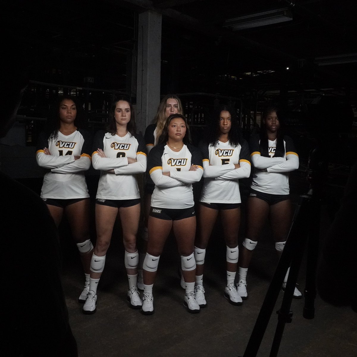 VCUvolleyball's tweet photo. 📸 It’s almost time…

#LetsGoVCU https://t.co/0XO8dI0I3I