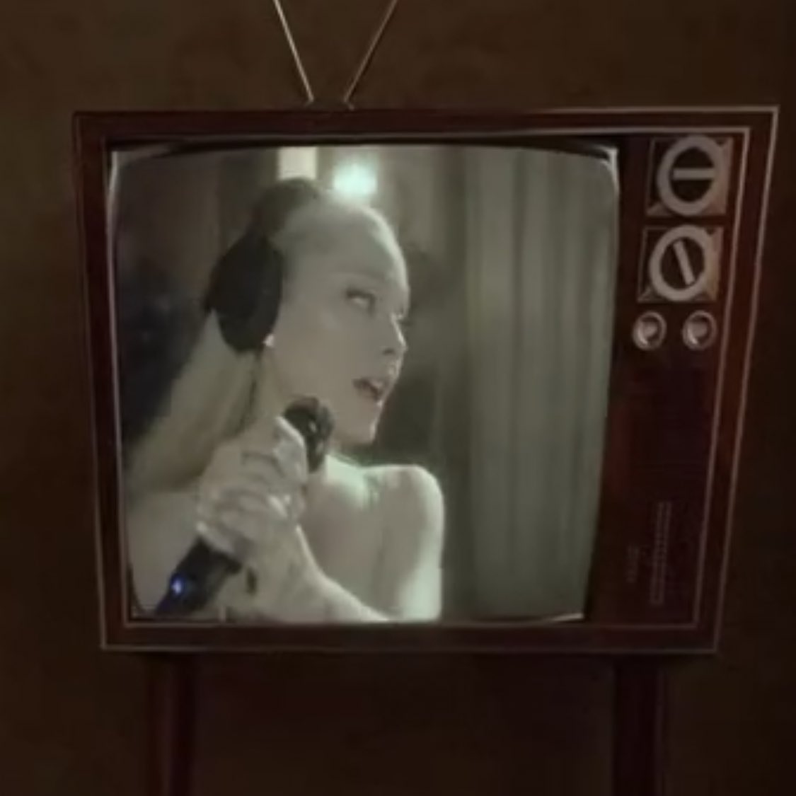 allegra☀️ tweet media