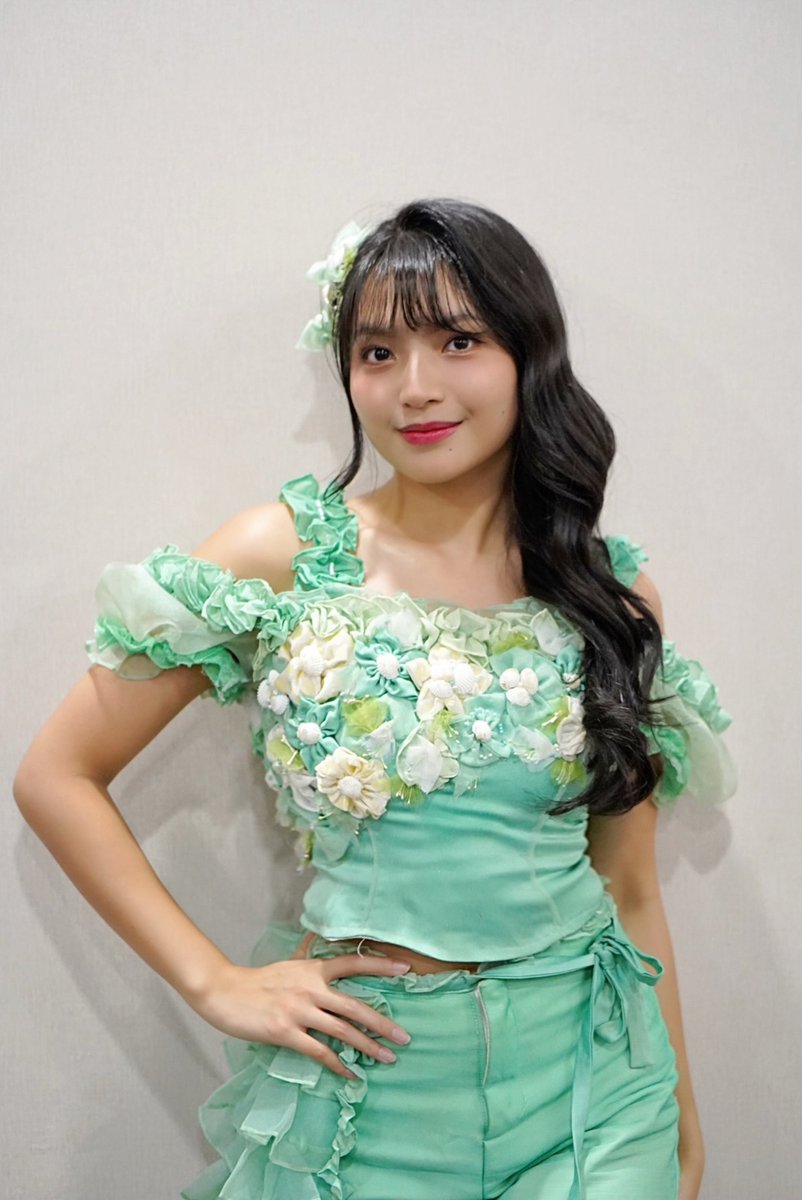 _shaniagracia31's tweet photo. 💚🌟 https://t.co/umT3ndEYmo