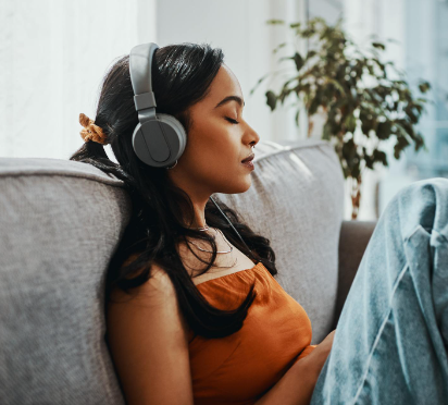 LISTEN TO RELAXING  MUSIC BEFORE BEDTIME. Many people cannot fall asleep or stay asleep because of anxiety. Music can help counteract this by taking the focus off the worry and encourage the physical and mental relaxation needed to fall asleep. #healthy #RestorativeSleep