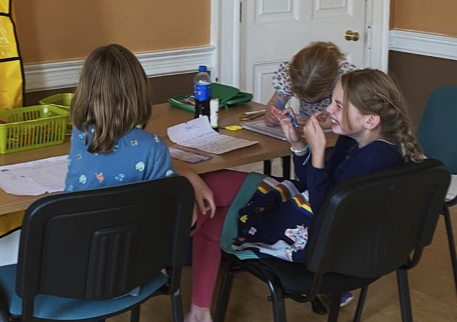 Therabbits21's tweet photo. A lovely day with #RabbitingOn in #Brigg with people of all ages enjoying workshops and perfromances #spokenword
Great to see so many new people joining the rapidly expanding group. https://t.co/qkvm5g9lnj
