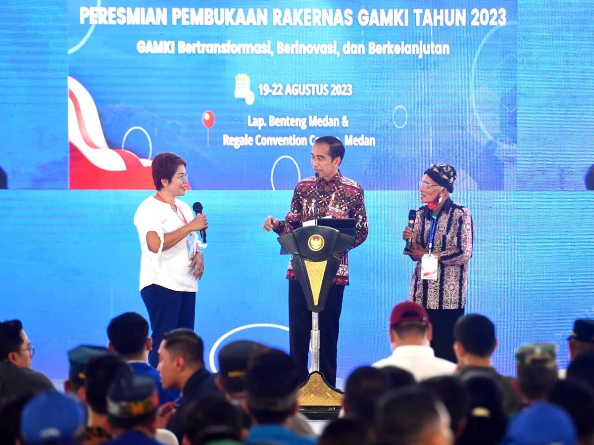 Menghadiri pengukuhan pengurus dan pembukaan rakernas Gerakan Angkatan Muda Kristen Indonesia (GAMKI) tahun 2023 di Kota Medan, hari ini. 

Melalui acara ini, saya mengingatkan perlunya digaungkan kembali budaya kekeluargaan dan gotong royong di antara masyarakat. Kompetisi dalam