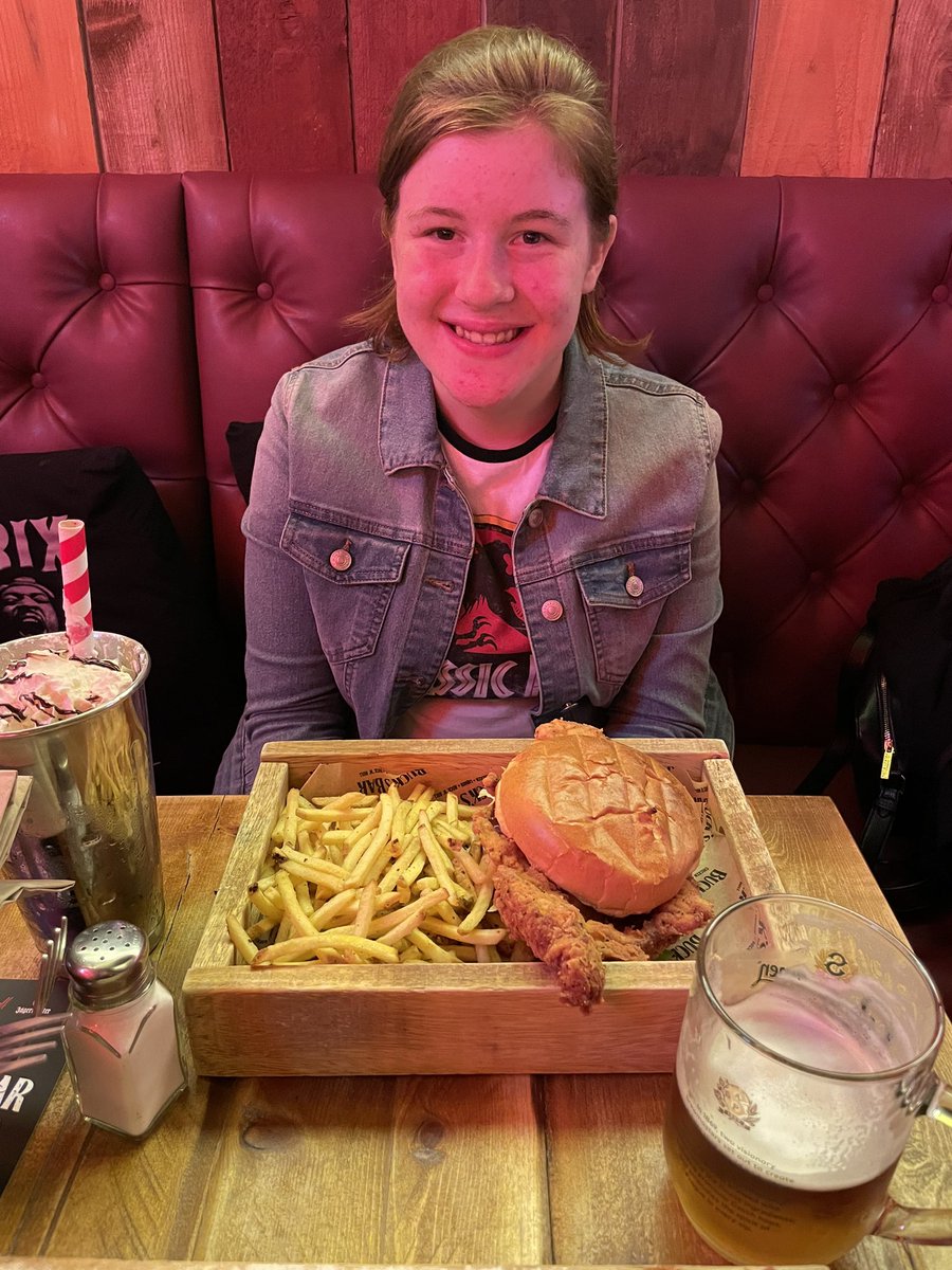 wdobbin86's tweet photo. Lovely wee daddy-daughter day in the capital ❤️🏴
#edinb #festival #Fringe https://t.co/C13wiGGkAB