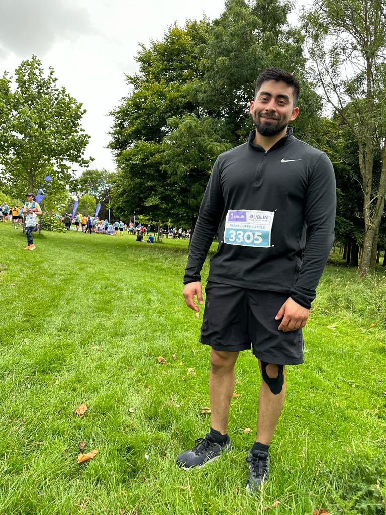 First challenge before the Dublin Half Marathon in September completed! Today I ran the Frank Duffy 10 mile. 
Eager to start the race (first picture) and once completed (second).