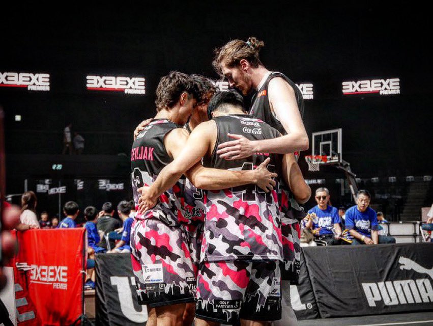 hokuso_rhinos's tweet photo. ROUND.8🥉BEST4

vs BRIDGE LINE.EXE
○Win 19-16

vs MP3.EXE
○Win 22-13

vs HACHINOHE DIME.EXE
×Lose 18-21

応援ありがとうございました！

@yuichirobin 
@yuyaohba 
@Jacob_Tryon33 

@3x3league https://t.co/4KxKBVgyrH