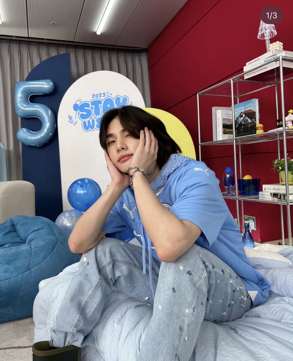 RinaHyunjin's tweet photo. 可愛いいいいいい😭😭😭
優勝🏆
ヒョンジン様の可愛い選手権開こう🤣
 #ヒョンジン 
 #Hyunjin 
 #可愛い選手権 https://t.co/AGxfRQF9Jg