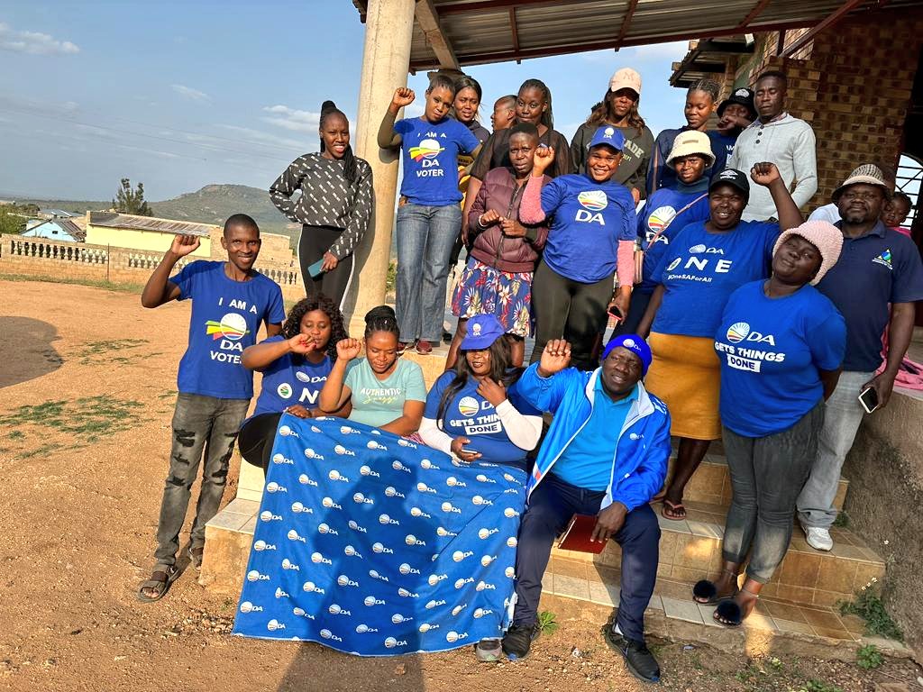 DA_Mpumalanga's tweet photo. 📌Mbombela
#PowerToTheRegisted
Vote for a government committed to working for all South Africans.
Visit: https://t.co/hvTRuwlMEG https://t.co/hBpjme3paD