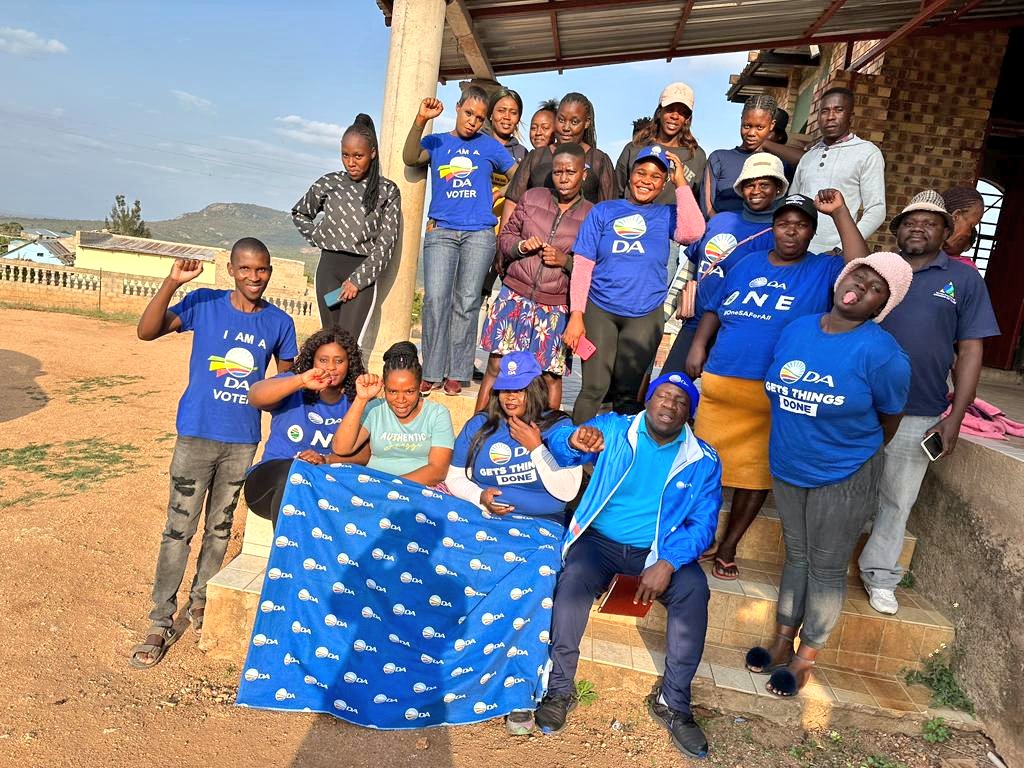 DA_Mpumalanga's tweet photo. 📌Mbombela
#PowerToTheRegisted
Vote for a government committed to working for all South Africans.
Visit: https://t.co/hvTRuwlMEG https://t.co/hBpjme3paD