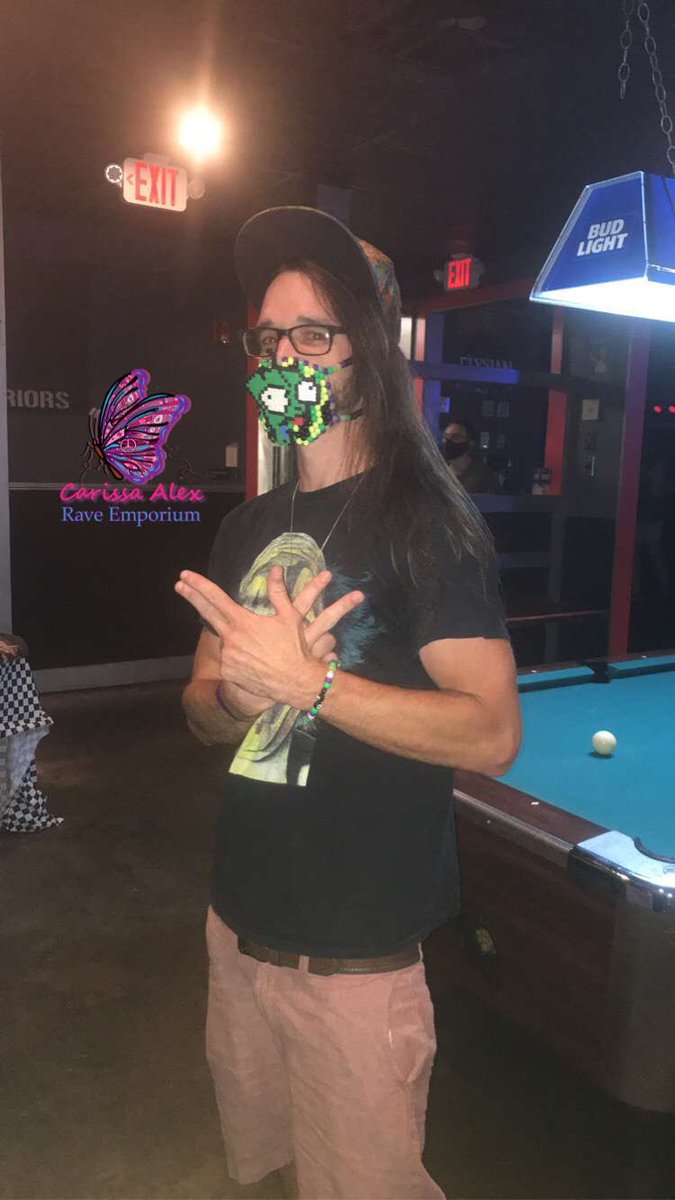 CarissaAlex's tweet photo. Custom GIR Kandi Mask 😋💚🐶✨ 
#Ravelife #Ravefashion #festivaloutfit #raverfashion #customdesign #festivalfashion #KandiMask #carissaalexraveemporium #trap #kandikid #masks #nickelodeon #ravewear #ravefashionista #edmlifestyle #anime #facemask #jewelry #InvaderZim #GIR #Rave https://t.co/EdbmjCylfc